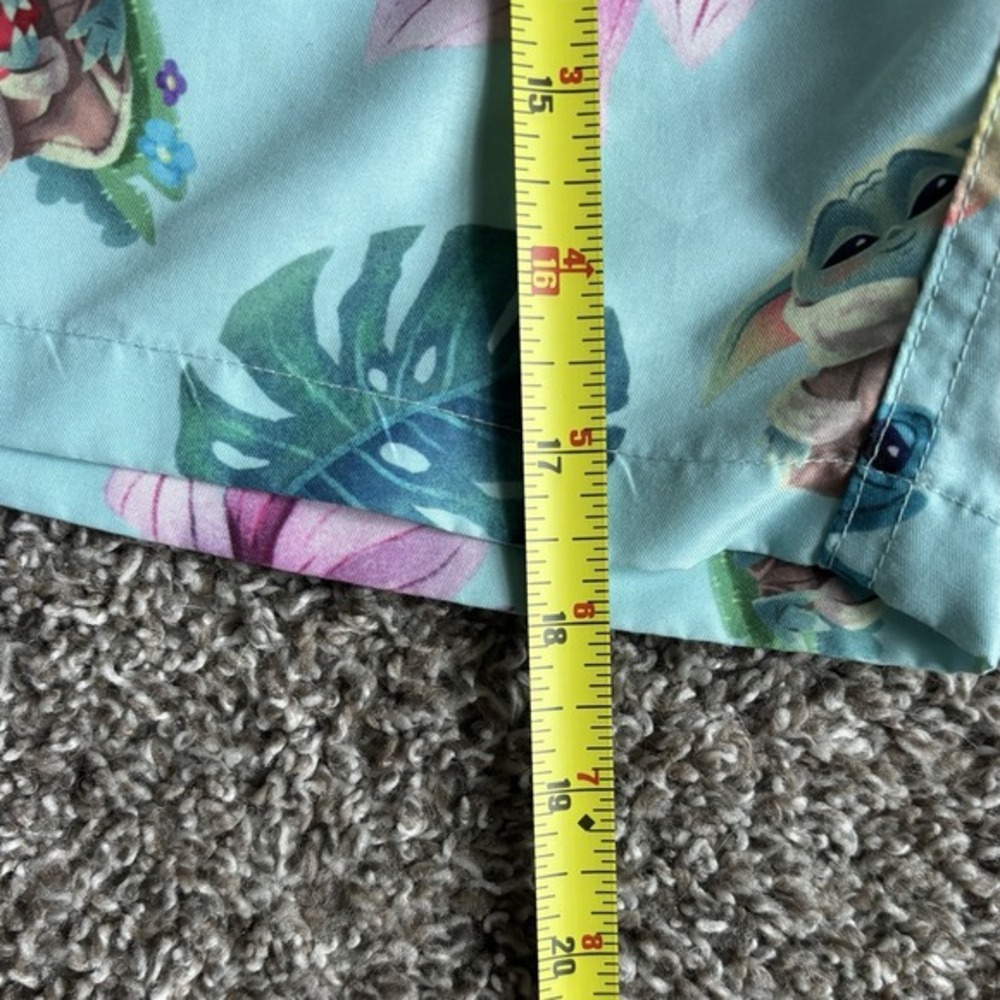 Star Wars Mens Mandalorian Swim Trunks Shorts Size Small Grogu Baby Yoda Blue - Picture 9 of 10